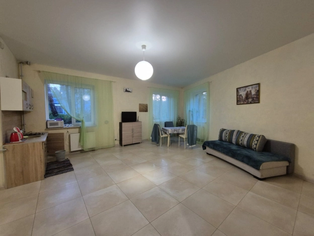 Снять квартиру в Калининградской области. Вариант № 9276750, 4, площадь -  квм, цена 25000 рублей