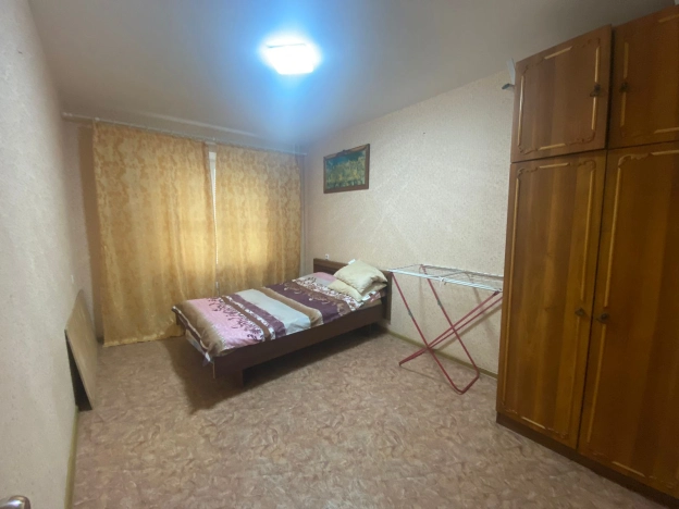 Снять квартиру в Тобольске. Вариант № 9304402, 3, площадь -  квм, цена 35000 рублей