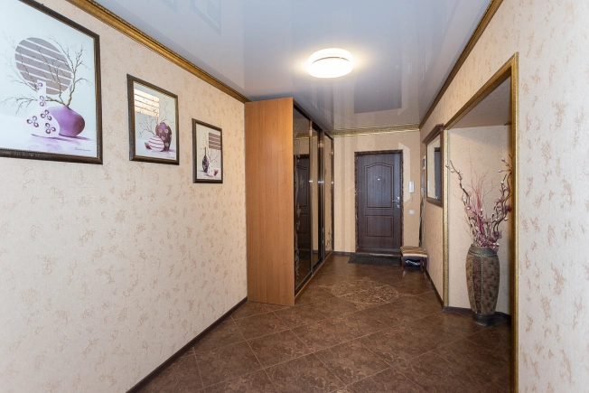 Купить квартиру на улице Михалькова в Владимире. Вариант № 6170648, 38, площадь -  квм, цена 10700000 рублей