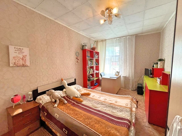 Купить четырехкомнатную квартиру в Вологде. Вариант № 55625, 5, площадь -  квм, цена 3800000 рублей