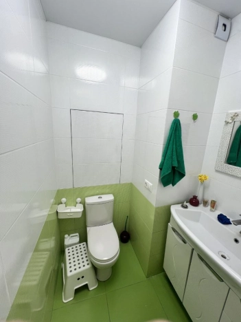 Купить двухкомнатную квартиру на улице Пыжёвский переулок в Москве. Вариант № 10215137, 6, площадь -  квм, цена 19800000 рублей