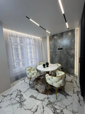 Купить однокомнатную квартиру в районе Кировский в Ростове-на-Дону. Вариант № 8939266, 3, площадь -  квм, цена 9800000 рублей