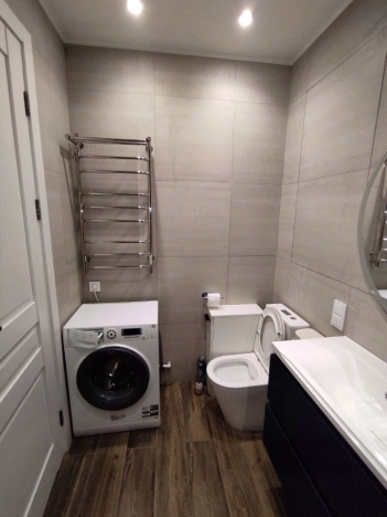 Купить квартиру в Москве. Вариант № 9832470, 7, площадь -  квм, цена 33000000 рублей