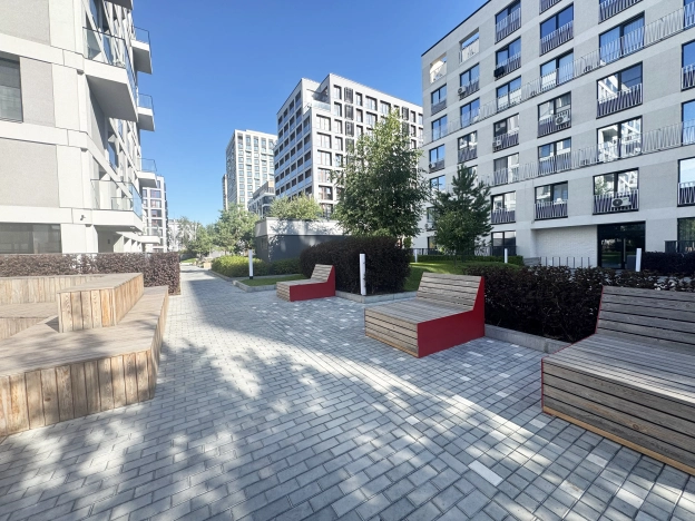 Купить трехкомнатную квартиру в Новосибирске. Вариант № 1723221, 30, площадь -  квм, цена 13300000 рублей