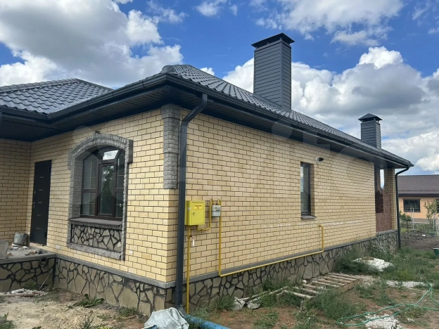 Купить дом в Курской области. Вариант № 59648, 4, площадь -  квм, цена 11250000 рублей