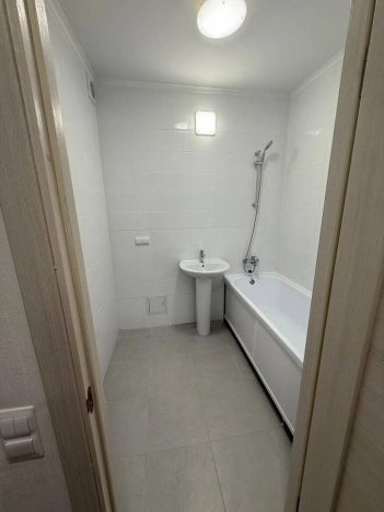 Купить квартиру в Москве. Вариант № 9263431, 13, площадь - квм, цена 26200000 рублей