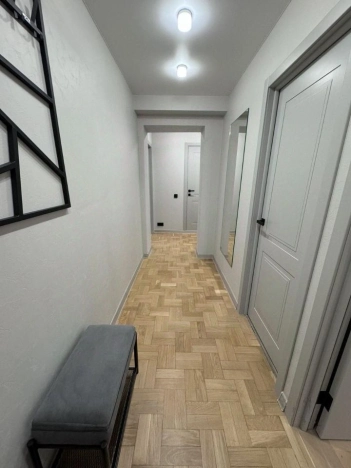 Купить квартиру в Москве. Вариант № 9955905, 10, площадь -  квм, цена 35000000 рублей