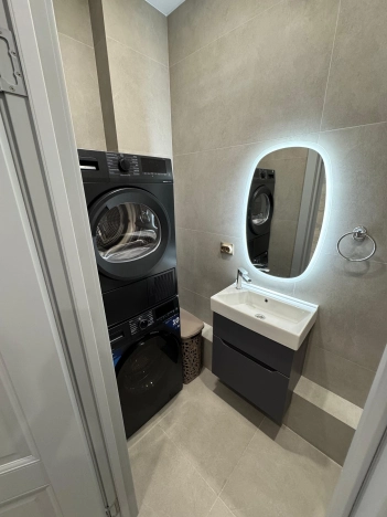 Купить квартиру в Тобольске. Вариант № 9609601, 6, площадь -  квм, цена 7400000 рублей