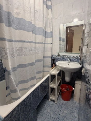 Купить квартиру в Москве. Вариант № 8597861, 6, площадь -  квм, цена 13000000 рублей