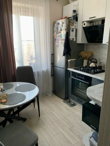 Купить трехкомнатную квартиру на улице Новороссийское шоссе в Краснодарском крае. Вариант № 30564, 13, площадь -  квм, цена 7600000 рублей