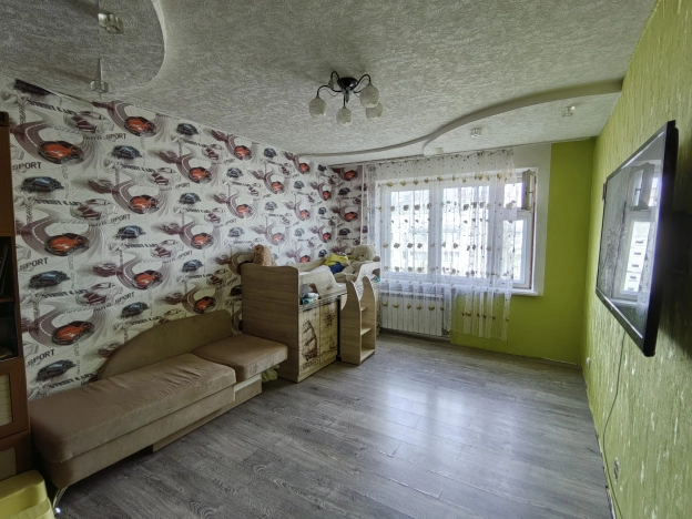 Купить трехкомнатную квартиру в Калуге. Вариант № 13511, 6, площадь -  квм, цена 5270000 рублей