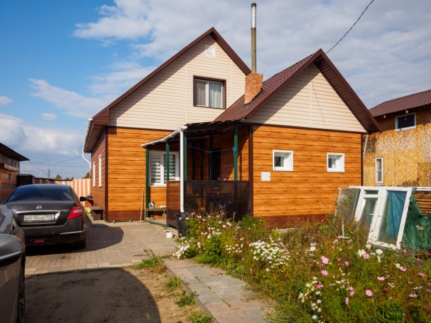 Купить дом в Микрорайоне Порт-Артур в Омске. Вариант № 5408260, 0, площадь -  квм, цена 8700000 рублей