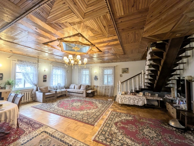 Купить дом на улице Заозёрный переулок в Смоленской области. Вариант № 32613, 3, площадь -  квм, цена 10900000 рублей