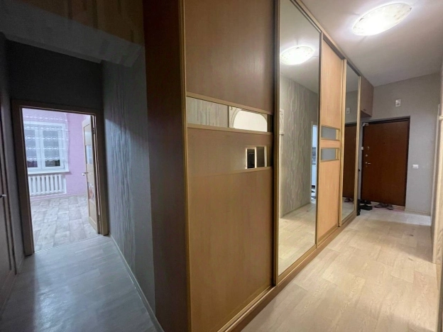 Купить квартиру в Иркутске. Вариант № 9612753, 10, площадь - квм, цена 11700000 рублей