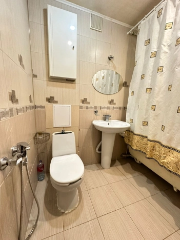 Купить квартиру на вторичке в Уфе. Вариант № 6159918, 10, площадь -  квм, цена 3900000 рублей