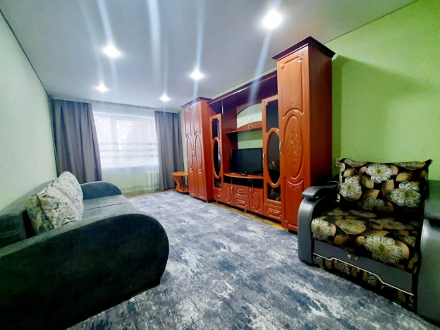 Снять квартиру в Тобольске. Вариант № 3135467, 7, площадь -  квм, цена 40000 рублей