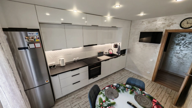 Купить трехкомнатную квартиру в Воронеже. Вариант № 5922181, 0, площадь -  квм, цена 7800000 рублей