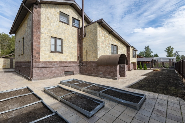 Купить дом в Москве. Вариант № 13726, 12, площадь - квм, цена 31000000 рублей