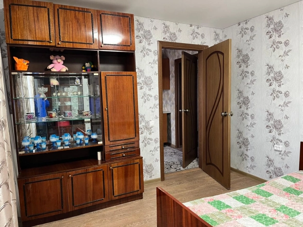 Купить трехкомнатную квартиру в районе Западный в Элисте. Вариант № 6391, 7, площадь -  квм, цена 4650000 рублей