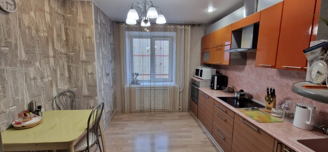 Купить трехкомнатную квартиру в Вологодской области. Вариант № 7724742, 21, площадь -  квм, цена 8300000 рублей