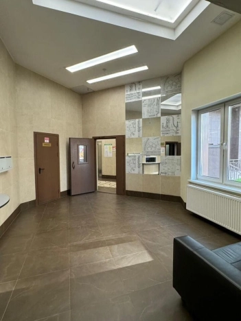 Купить трехкомнатную квартиру в Санкт-Петербурге. Вариант № 9280660, 18, площадь -  квм, цена 21600000 рублей