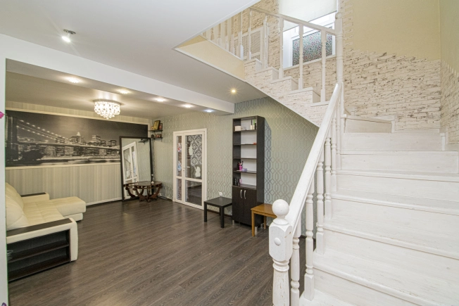 Купить дом на улице Школьная в Нижегородской области. Вариант № 8684619, 17, площадь -  квм, цена 24150000 рублей