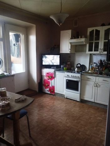 Купить трехкомнатную квартиру на улице Молодёжная в Республике Татарстан (татарстан). Вариант № 14654, 2, площадь -  квм, цена 3600000 рублей