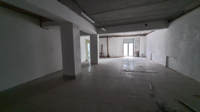 Снять коммерческую недвижимость в Тобольске. Вариант № 12226, 6, площадь -  квм, цена 160000 рублей