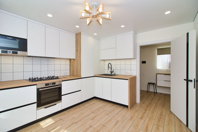 . Вариант № 9285506, 4, площадь - 80 квм, цена 11330000 рублей