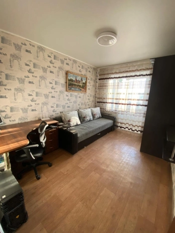 Купить трехкомнатную квартиру в Республике Башкортостан. Вариант № 6697490, 4, площадь -  квм, цена 4800000 рублей