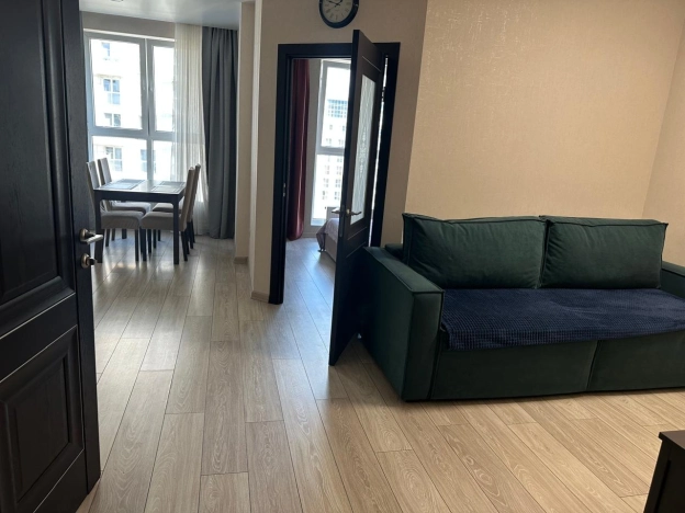 Купить двухкомнатную квартиру в Краснодаре. Вариант № 8383448, 7, площадь -  квм, цена 10500000 рублей