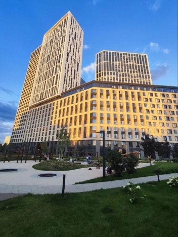 Купить квартиру в Москве. Вариант № 5756440, 18, площадь -  квм, цена 49700000 рублей