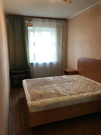 Купить трехкомнатную квартиру в Ростовской области. Вариант № 8435758, 2, площадь -  квм, цена 5250000 рублей