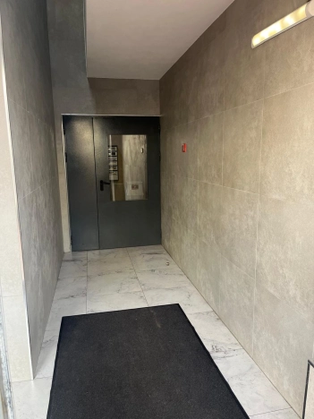 Купить квартиру на улице Петровский бульвар в Ленинградской области. Вариант № 48515, 31, площадь - квм, цена 6150000 рублей