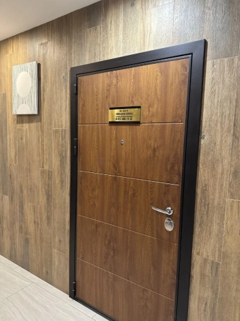 Снять квартиру у метро Площадь Гарина-Михайловского в Новосибирске. Вариант № 8909270, 23, площадь -  квм, цена 80000 рублей