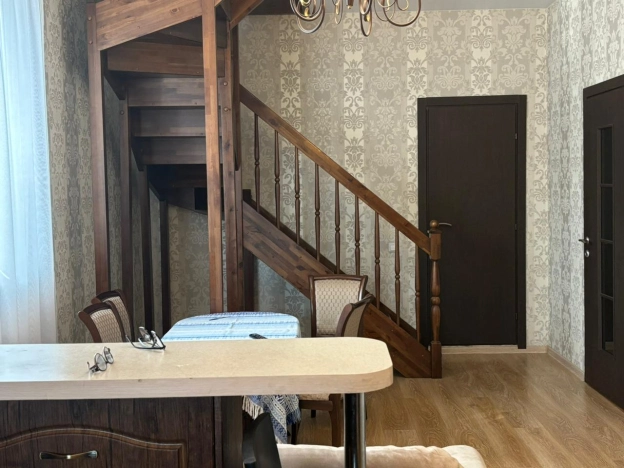 Купить дом на улице Благодарная в Бердске. Вариант № 8351401, 5, площадь -  квм, цена 15000000 рублей