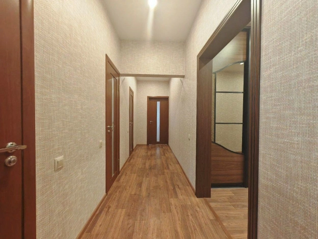 Купить трехкомнатную квартиру в Иванове. Вариант № 6061574, 20, площадь -  квм, цена 8800000 рублей