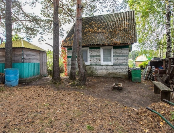 Купить дом на улице Набережная в Тюменской области. Вариант № 6943035, 0, площадь -  квм, цена 2000000 рублей