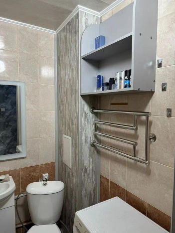 Купить однокомнатную квартиру в Омске. Вариант № 6153329, 18, площадь -  квм, цена 3950000 рублей