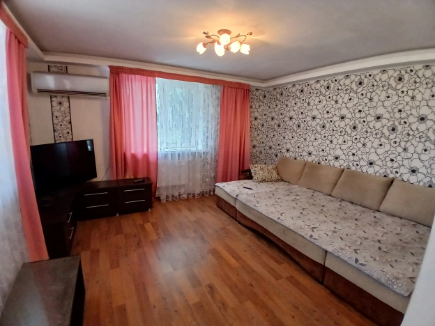 Купить дом на улице Гранатовая в Краснодарском крае. Вариант № 3875432, 24, площадь -  квм, цена 7500000 рублей