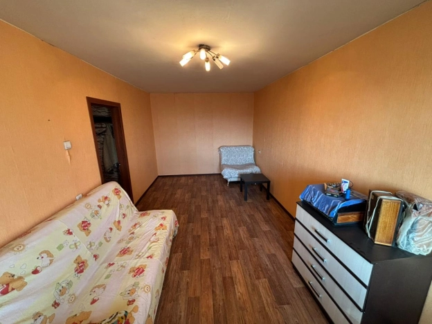 Купить двухкомнатную квартиру в Омске. Вариант № 2535452, 2, площадь -  квм, цена 4250000 рублей