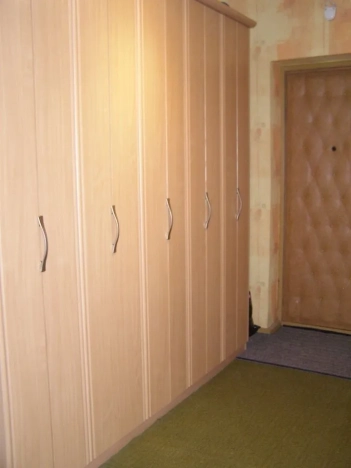 Купить трехкомнатную квартиру в Калининградской области. Вариант № 9005898, 7, площадь -  квм, цена 4300000 рублей