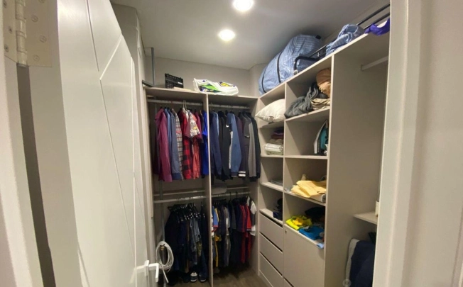 Купить квартиру на улице Галущака в Новосибирске. Вариант № 10755134, 7, площадь -  квм, цена 9690000 рублей