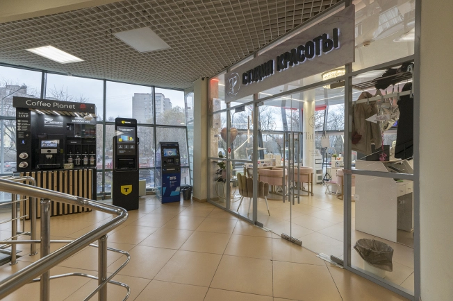 Купить коммерческую недвижимость свободного назначения у метро Бульвар Дмитрия Донского в Москве. Вариант № 17439, 12, площадь -  квм, цена 13700000 рублей