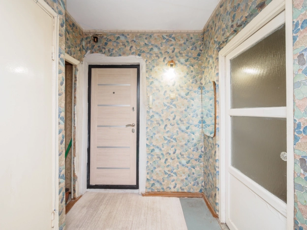 Купить однокомнатную квартиру в Омске. Вариант № 58090, 4, площадь -  квм, цена 3400000 рублей