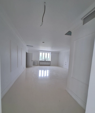 Купить дом на улице Яковлевская в Москве. Вариант № 51944, 32, площадь -  квм, цена 400000000 рублей