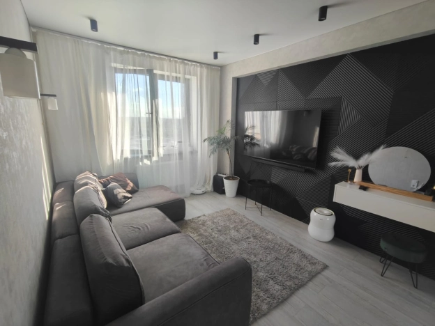 Купить однокомнатную квартиру в Краснодаре. Вариант № 10286829, 0, площадь -  квм, цена 5300000 рублей