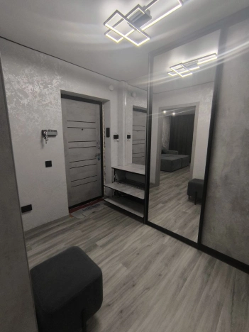 Снять квартиру в Тобольске. Вариант № 10156592, 11, площадь -  квм, цена 45000 рублей