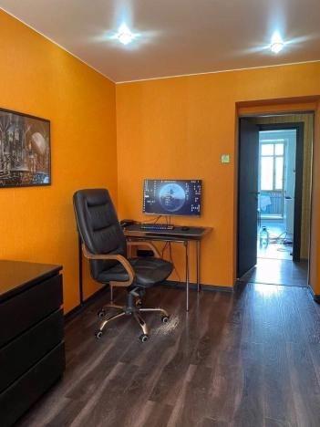 Купить трехкомнатную квартиру на улице Волгоградский проспект в Москве. Вариант № 10239559, 6, площадь -  квм, цена 7400000 рублей