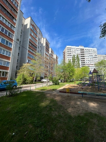 Купить трехкомнатную квартиру в Воронеже. Вариант № 7643823, 9, площадь - квм, цена 7630000 рублей